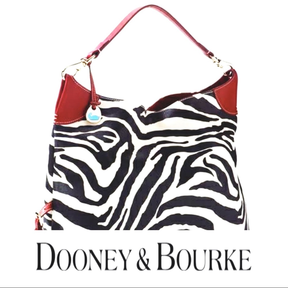 ❌SOLD❌ Dooney and Bourke NWOT Shoulder Bag